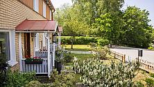 Exteriör Aspvägen 27-längan